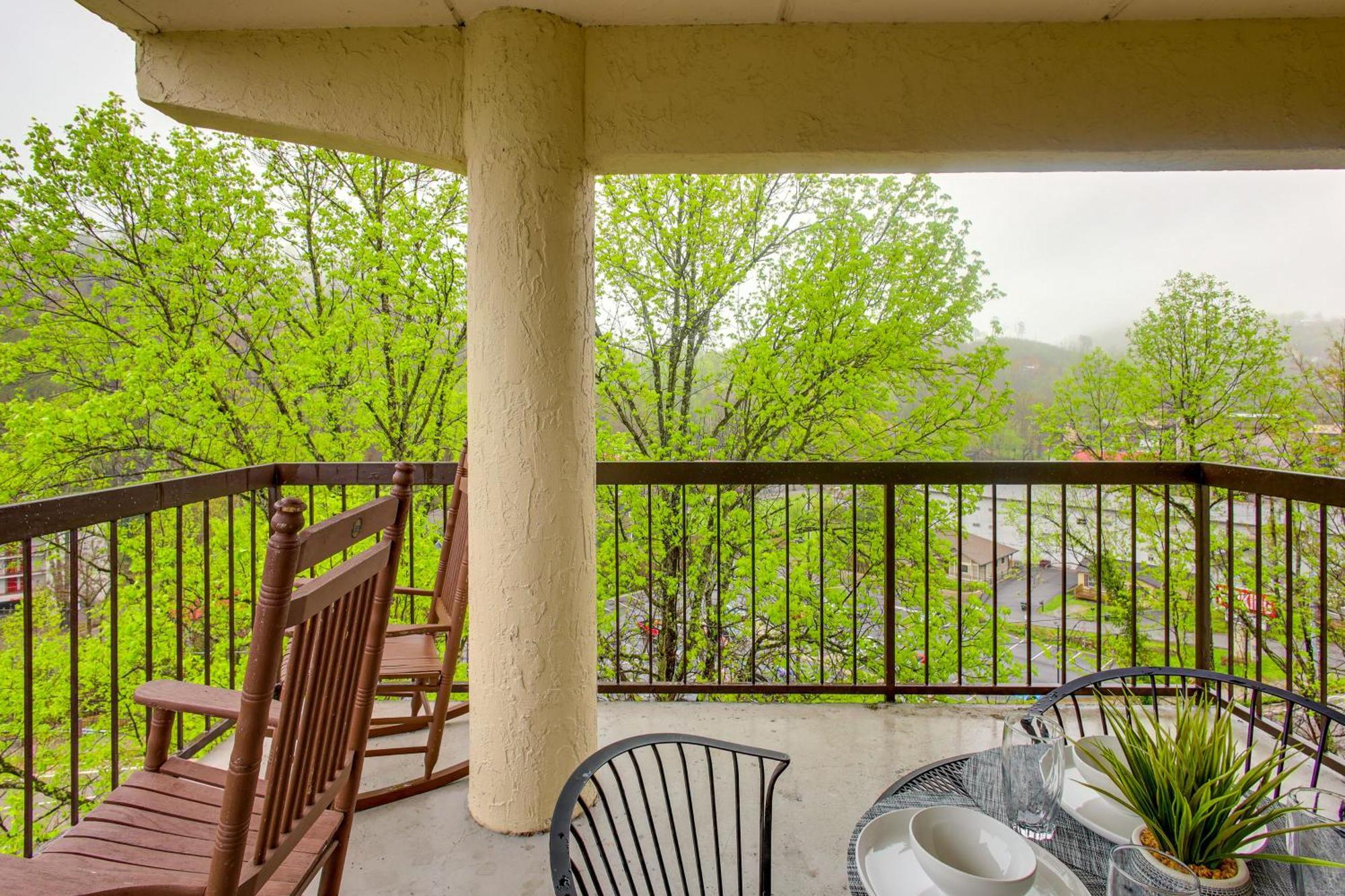 Gatlinburg Condo With Smoky Views Walk To Town! エクステリア 写真